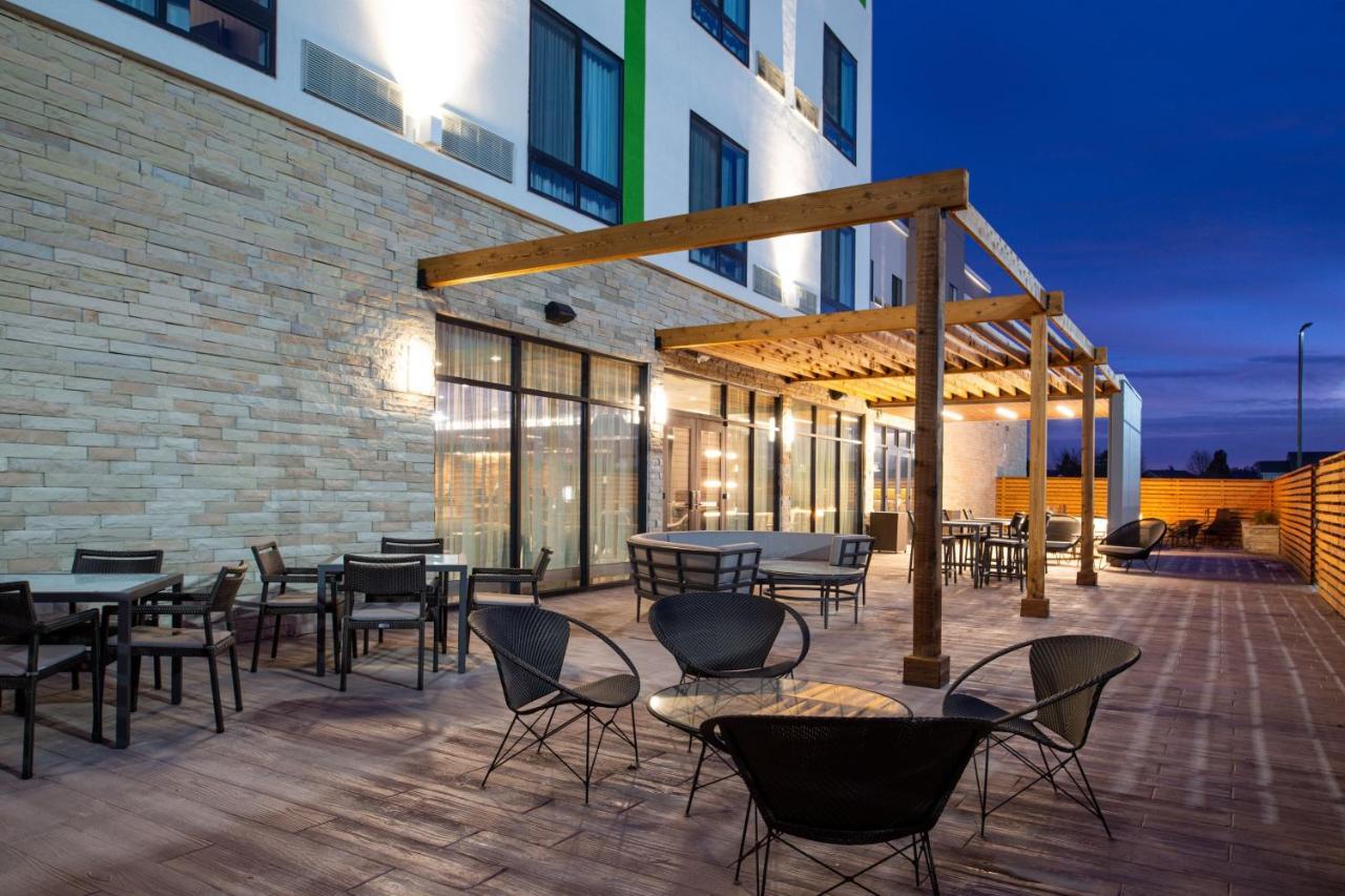 Courtyard Kansas City Olathe Luaran gambar